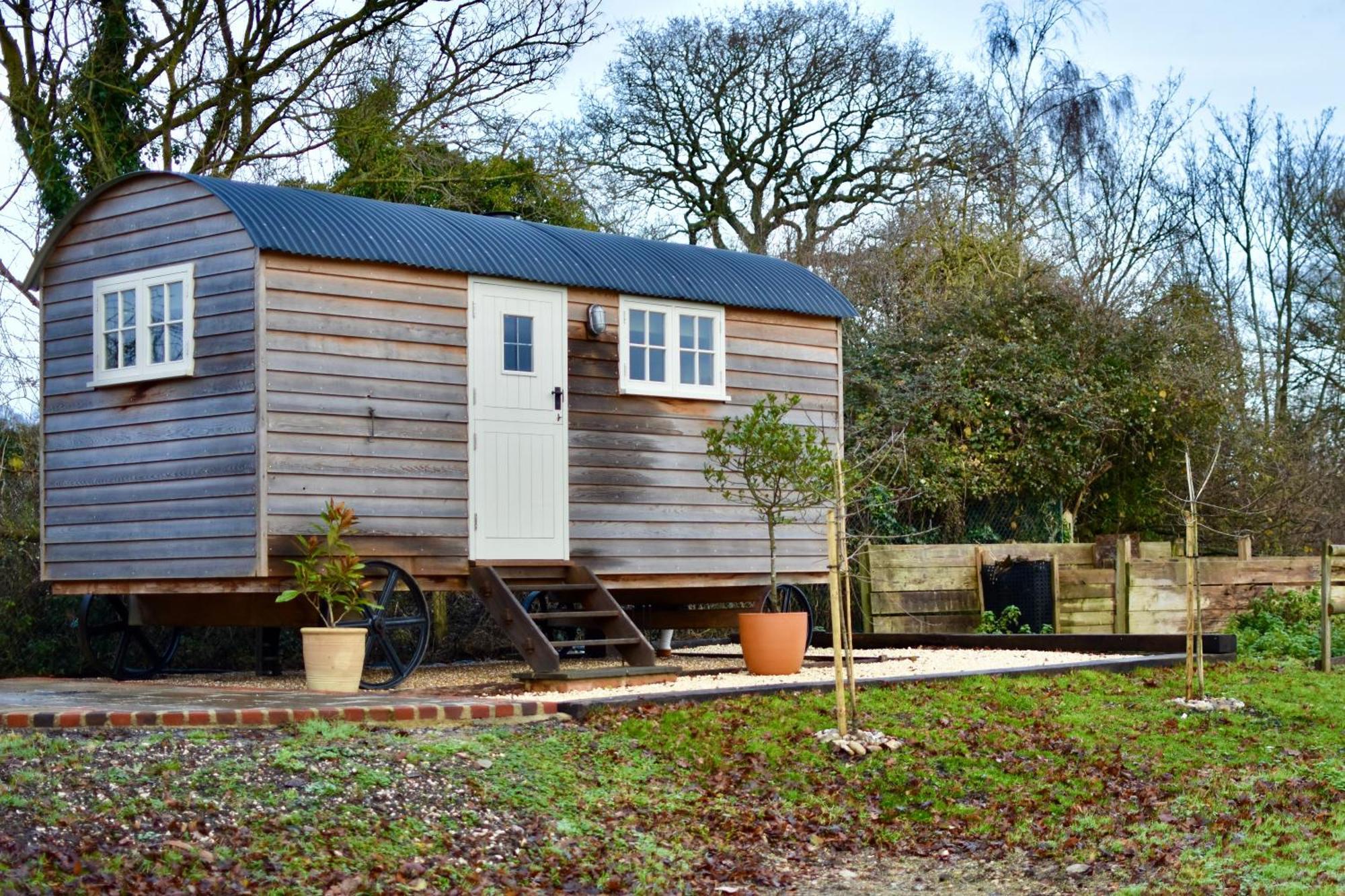 The Deer Hut Apartment Burpham Luaran gambar